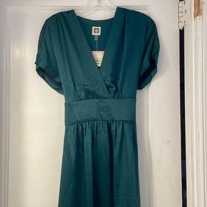 NWT Anne Klein emerald midi dress